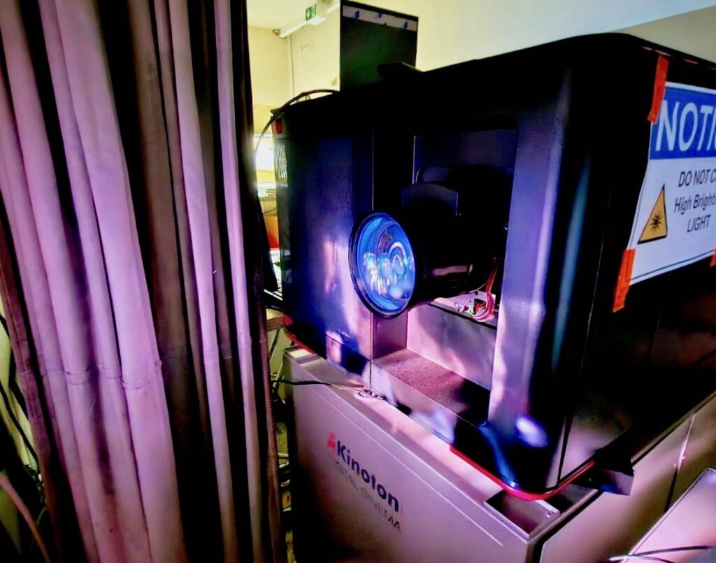 Laser